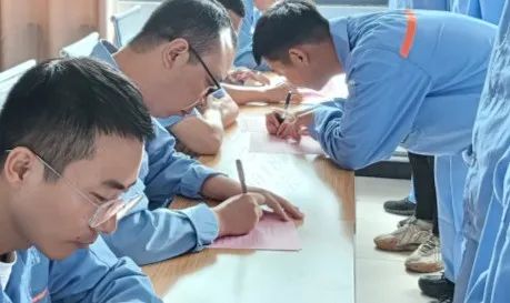 乐动网站-乐动（中国）一站式服务官方网站
管业举行“匠心凝聚、薪火相传”拜师仪式