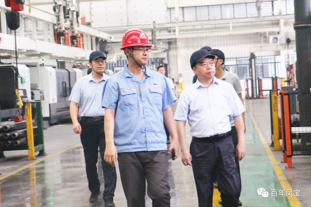 安阳市政协副主席侯合柱到乐动网站-乐动（中国）一站式服务官方网站
集团调研指导工作